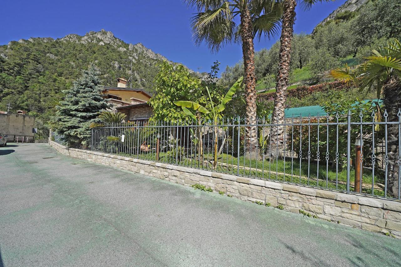 Villa Fior Di Loto Limone sul Garda Zewnętrze zdjęcie
